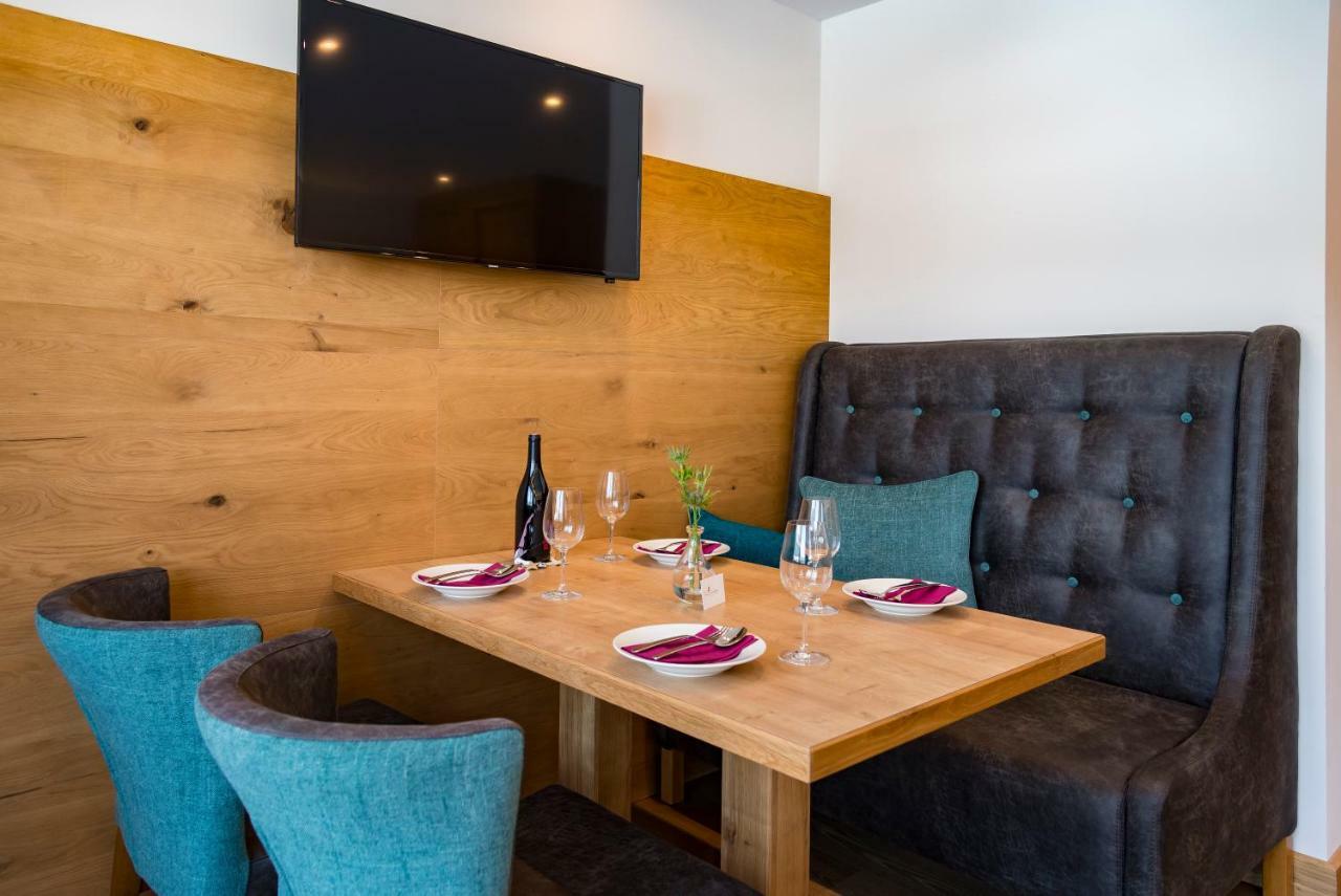 Tiroler Weinstube Aparthotel Seefeld in Tirol Luaran gambar