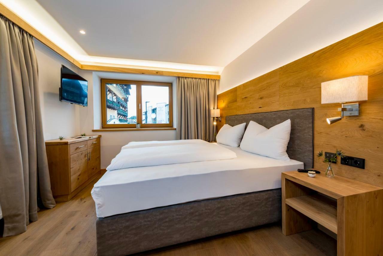 Tiroler Weinstube Aparthotel Seefeld in Tirol Luaran gambar